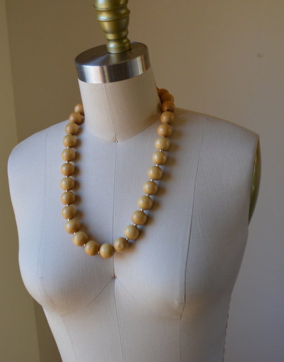 Vintage Wood Pearl Costume Jewelry Necklace