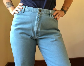 90's Vintage High Waisted Light Blue Denim Jeans By Wrangler For Women Size 30/28, Vintage High Waisted Pale Blue Wash Women’s Size 10