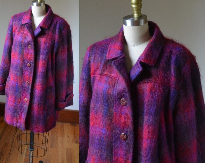 80's Vintage Bright Pink Mohair Wool Coat by Elegant Fashions Women's