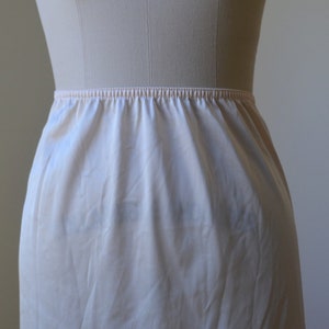 NWT Vintage Beige/Nude/PInk Nylon Skirt Slip Size XXL By Liza Lawrence, New Old Stock Vintage Lace Skirt Slip Size XXL image 3