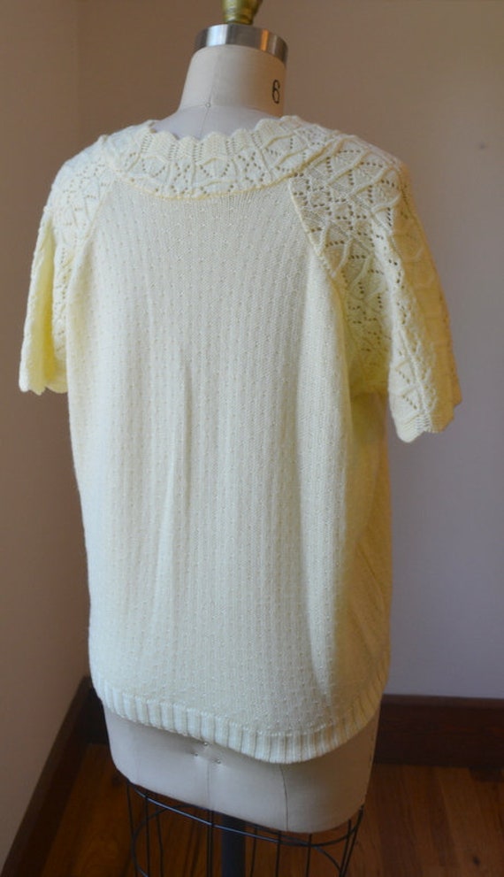 Vintage Pale Yellow Short Sleeve Knit Sweater Siz… - image 7