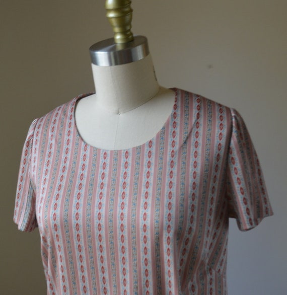 70's Vintage Print Short Sleeve Fitted Top Women'… - image 3