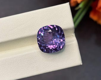 AAA Flawless, in het lab gemaakte Alexandrite-kussenvorm, 13 x 13 x 8,1 mm, 11,6 kt, losse gefacetteerde edelsteen voor het maken van sieraden