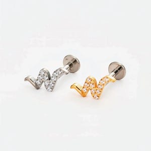 18G Internally Threaded Titanium Flat Back CZ Stud | Snaked Wave Design | Helix, Cartilage, Conch, Tragus & Lobe Piercing Jewelry
