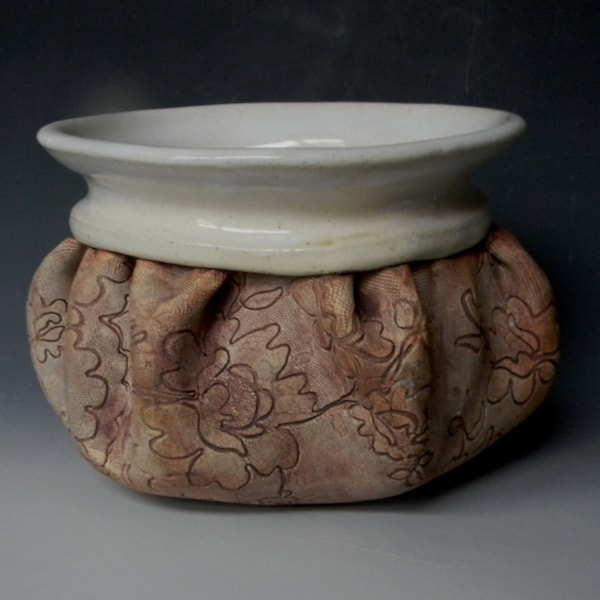 Handmade Ceramic Lace-Impressed Sitting Planter / Flower Pot