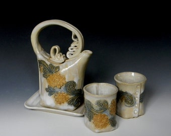 Floral Lace-impressed Two-cup Ceramic Teaset