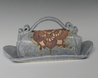 Daisy Lace-Impressed Ceramic Butter Dish