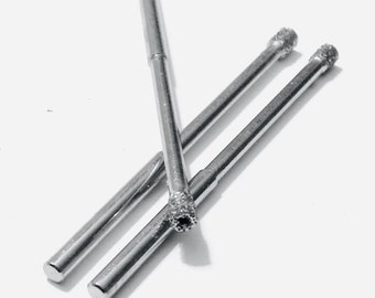 1/8" diamantboorkroon past op je dremel-gereedschap voor het boren van glazen tegels, steen, keramiek en aardewerk. Sieraden maken. Gratis boorinstructies