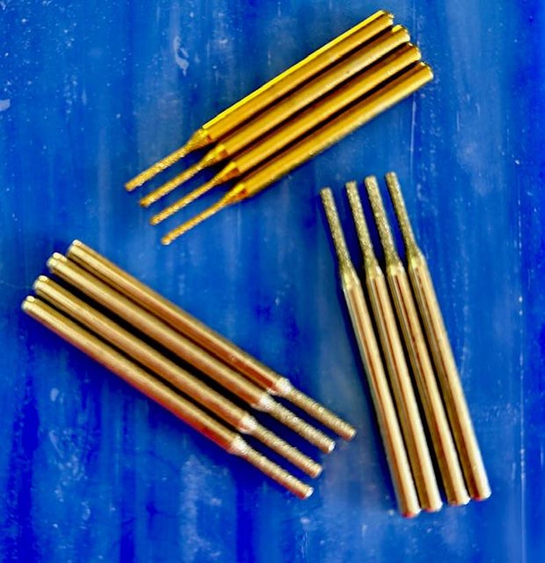 Beginners sea glass drilling set.  use diamond coated drill bits and your Dremel tool to drill sea glass, sea shells, pottery, ceramics and stone to make make jewelry and craft projects.