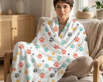 Colorful Paw Print Velveteen Plush Blanket | Pet Paw Pattern Throw