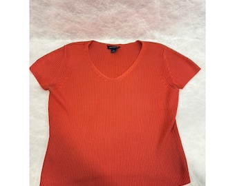 Maglione da donna Ann Taylor arancione a coste 100% seta con scollo a V e maniche corte, taglia M