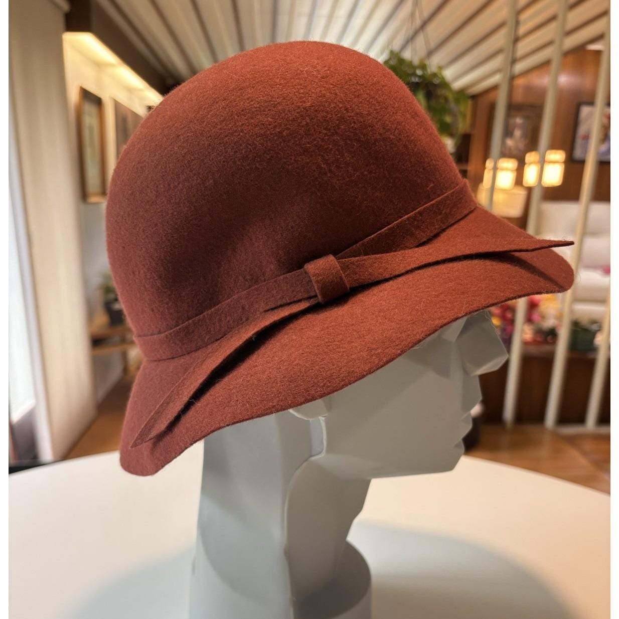 Vintage Red Felt Cloche Hat – 1960s–70s Mod Bucket Style Cloche 1970s Vintage Hats for Women for sale | eBay main image 2