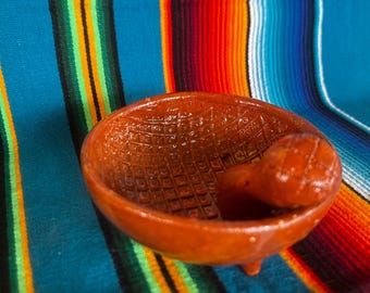 Molcajete Mexicano de Barro, Mexican Clay Mortar for Salsas, Stone Pestle, Our Smaller Size, Perfect to Utilize with Mexican Recipes