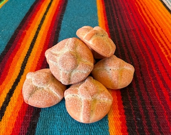 Pan Dulce Mexicano en Miniatura, Auténtica Ofrenda del Día de Muerto Pan de Muerto, Pan Miniatura