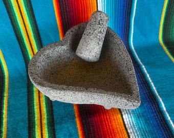 Heart Molcajete, Traditional Molcajete with Mano, Molcajete de Corazón Grande, All Sizes Available, Mortero de Piedra Negra, 8 Inch Size