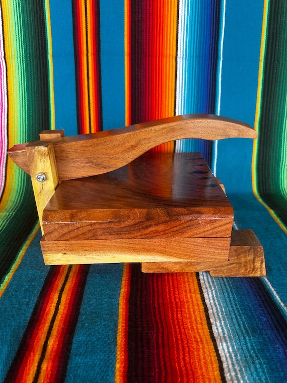 Mesquite Wood Tortilla Press, Perfect for Homemade Corn Tortillas, Tortillera de Madera Mesquite, Toritlladora Manual de Mexico