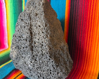 ¡Piedra volcánica mexicana natural! Trozo de piedra volcánica de México, Piedra Negra Volcánica, Piedra negra ígnea porosa, Haga su propio mortero