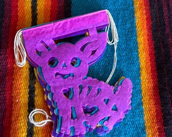 Papel Picado en miniatura para la Ofrenda del Día de los Muertos, Papel perforado colorido, hecho a mano en México, Memorial de mascotas! ESQUELETO MASCOTA OFRENDA