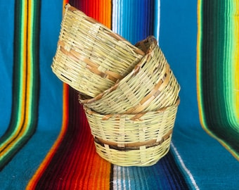 Natural Mexico Product, free of dyes! Handwoven Artisanal Mexican Product, Canasta de Carizo, Tamano Chico, Traditonal Tortilla Basket