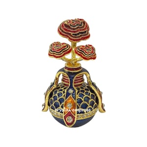 Feng Shui - 2026 Long Life Vase with Lingzhi
