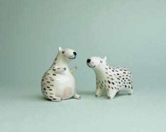 Ceramic capybara ring holder totem ornament