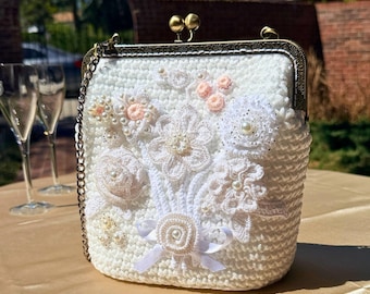Bridal Clutch Purse Wedding Lace Handbag Ivory Kiss Lock Clasp Chain Strap Bridesmaid Gift Bag Pearl Beaded Sequin Embellished Clutch