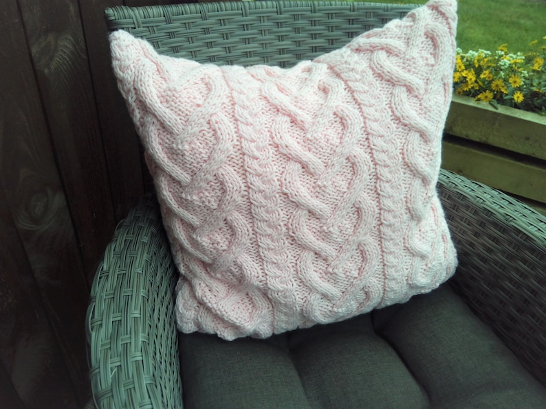 PDF KNITTING PATTERN, Cable Knit Aran Pillow Cushion Cover Cabled Heart