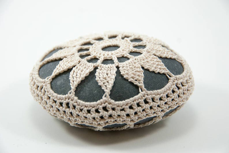 Crochet Stone Pattern, DIY, Lace Stone Cover Pattern, Rock Cozy Pattern, Two Small Stones, Beach house decor, Tabletop decor, bowl element image 3