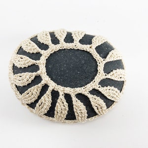 Crochet Stone Pattern, DIY, Lace Stone Cover Pattern, DIY, Crochet Rock Pattern, Leaves, Beach house decor, Tabletop decor, bowl element image 2