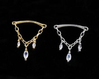 Verborgen helixoorbel met labradoriet | Sterlingzilveren drievoudige druppelpiercing | Draadloze duwpin | Kraakbeenkwab conch platte achterkant