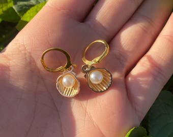 Gold shell huggy earrings, coastal jewelry, shell earrings, gift for her