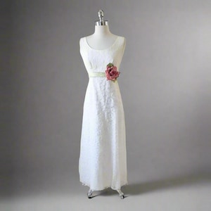 Vintage 60&#39;s White Lace Full Length Wedding Dress Gown M
