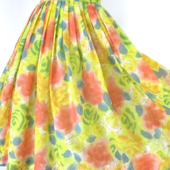 Vintage 50s Vibrant Roses Full Skirt Party Dress M - image 7