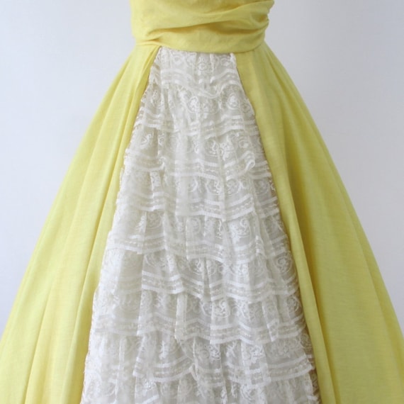 Vintage 50s Sunny Yellow & Lace Lilli Diamond Par… - image 5