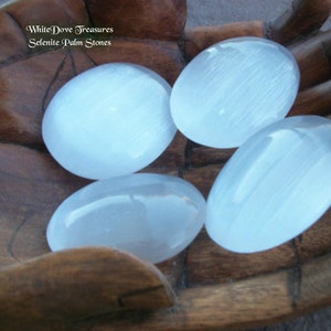 SELENITE PALM Crystal, Lg Selenite Massage Stone, Chakra Stone, Moon Scry Packaged in Selenite Sand image 3