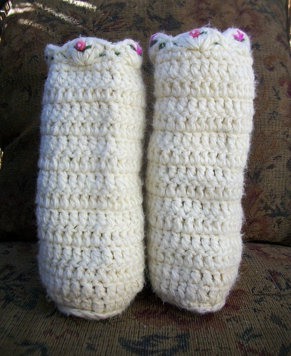SALE Vintage Crocheted Cream Slipper Boot Floral … - image 7