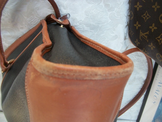 SALE Vintage Black Leather Messenger Handbag Tote… - image 7