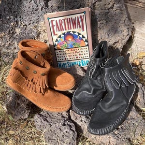 Minnetonka Moccasins Boot - Etsy