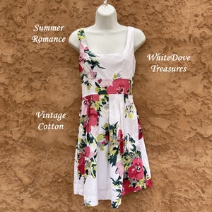 Vintage Couture Summer White Red Floral Party Dress, Elegant Socialite Romance Sleeveless High Waist Cotton Sundress Rose Watercolor Lined image 1
