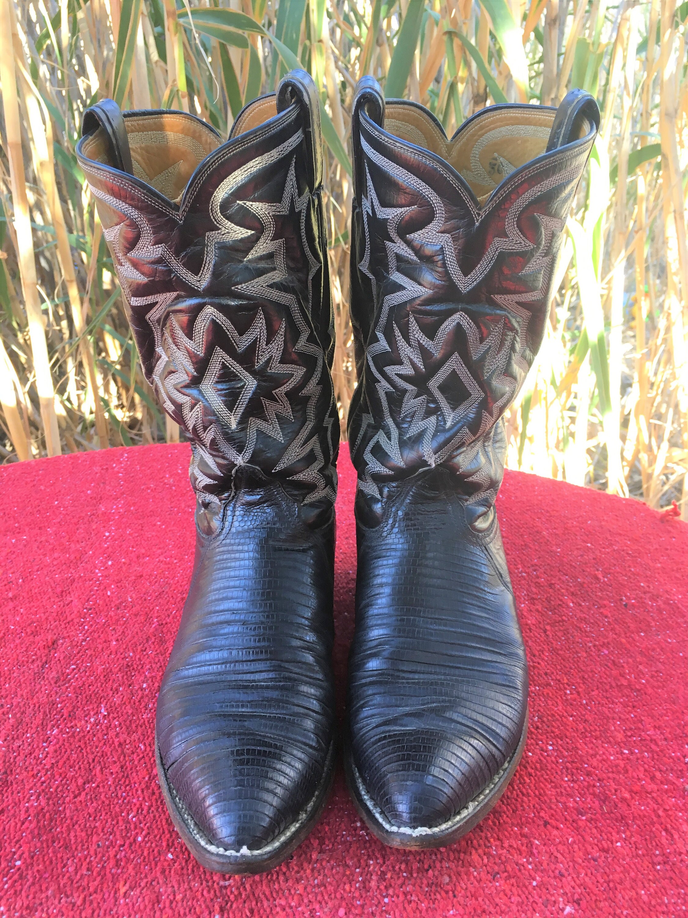 SALE Vintage 70s Tony Lamas Western Cowboy Black Boot