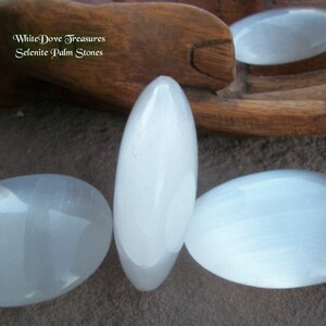 SELENITE PALM Crystal, Lg Selenite Massage Stone, Chakra Stone, Moon Scry Packaged in Selenite Sand image 5