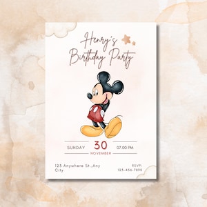 Könnte beinhalten: Eine Geburtstagseinladung mit Micky Maus. Die Einladung hat einen Aquarellhintergrund und enthält den Text "Henry's Birthday Party". Das Datum ist der 30. November um 19:00 Uhr. RSVP-Informationen sind ebenfalls enthalten.