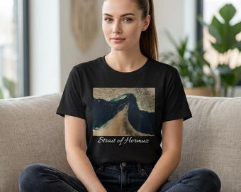 T-Shirt Straße von Hormus | Satelliten-Küstent-stück
