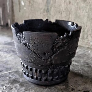 Charcoal Brutalist Ceramic Planter, Sculptural Textured Flower Pot, Wabi Sabi Plant Holder, Industrial Interior Decoration