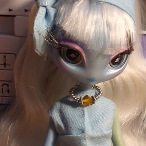 Doll Necklace- Monster g1 g2 g3 High Rainbow OMG Ever After, Doll Jewelry