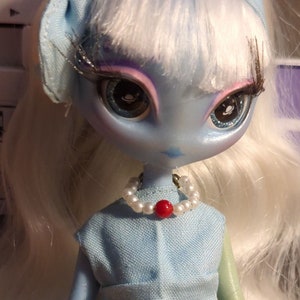 Doll Necklace- Monster g1 g2 g3 High Rainbow OMG Ever After, Doll Jewelry