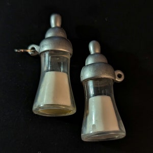 Supplies - Factory doll accessory - Bratz Babyz, baby bottle - for customizing dolls & other projects