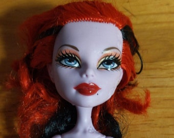 SUPPLIES - Factory dolls for customization - Monster G1 High - 2011 Operetta doll for customizing dolls, and other projects.