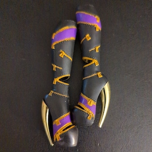Supplies - Factory doll shoes - Monster G1 High - 2011, School&#39;s Out, Clawdeen, boots shoes - for customizing dolls & other projects.