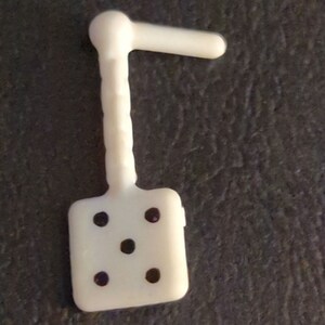 zubehör - Werkspuppenschmuck - Monster G1 High - Operetta-Ohrring zum Anpassen von Puppen und anderen Projekten.